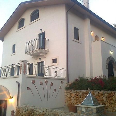Villa Locanda Dell'Asino D'Oro Sulmona Exterior foto